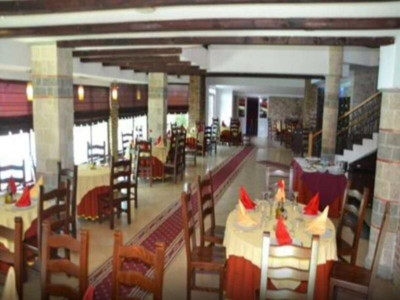 Hotel Vila Aeroport Rinas Buitenkant foto
